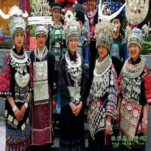 單獨(dú)成團(tuán)L線：（湘西風(fēng)情之旅）張家界、德夯大峽谷、鳳凰古城4天3晚獨(dú)立成團(tuán)游